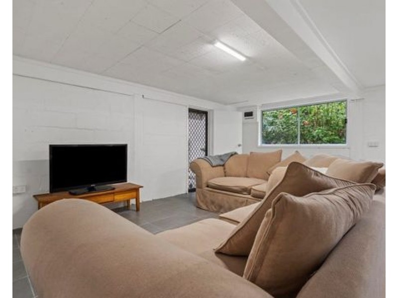 16 Curry St, Logan Central QLD 4114