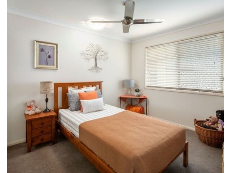 24 Baychester Place, Wakerley QLD 4154