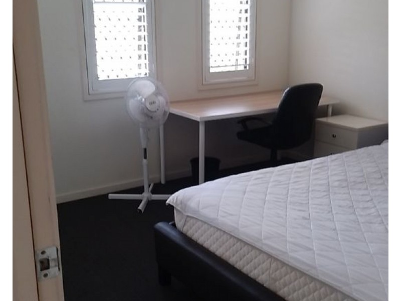 3 Mahogany Place, Molendinar QLD 4214