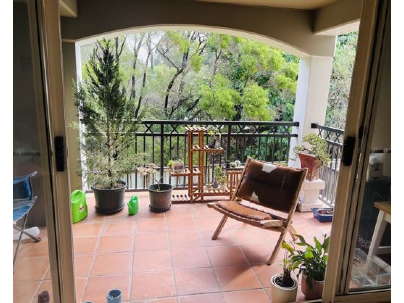 U60 88-98 Limetree Parade, Runaway Bay QLD 4216