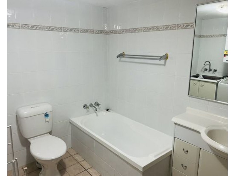 U60 88-98 Limetree Parade, Runaway Bay QLD 4216