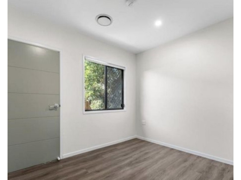 100 MERCY CIRCUIT, Park Ridge QLD 4125