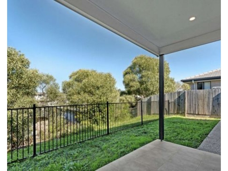 100 MERCY CIRCUIT, Park Ridge QLD 4125