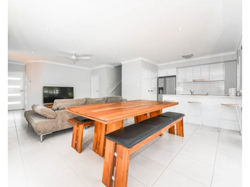 397 Trouts Road, Chermside QLD 4032