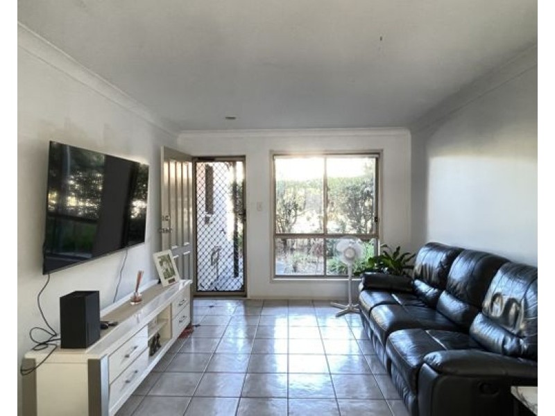 103 31 Archipelago St, Pacific Pines QLD 4211