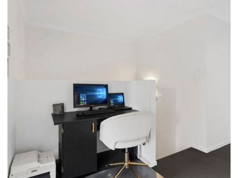 54/105-109 Barbaralla Drive, Springwood QLD 4127