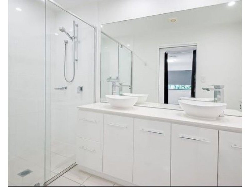 54/105-109 Barbaralla Drive, Springwood QLD 4127