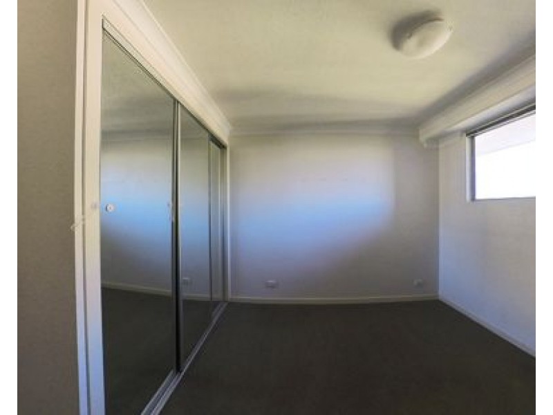 32/12 Belgrave Road, Indooroopilly QLD 4068