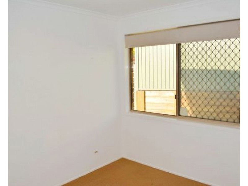 1 Peppertree St, Sinnamon Park QLD 4073