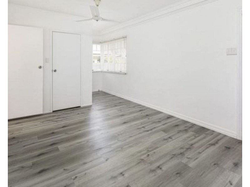 55 Pozieres Road, Tarragindi QLD 4121