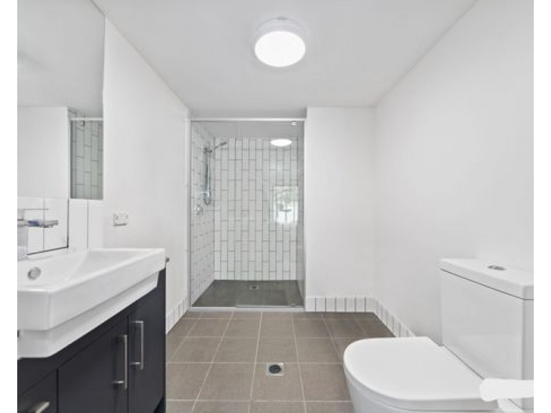 207/39 Thomas St, Chermside QLD 4032