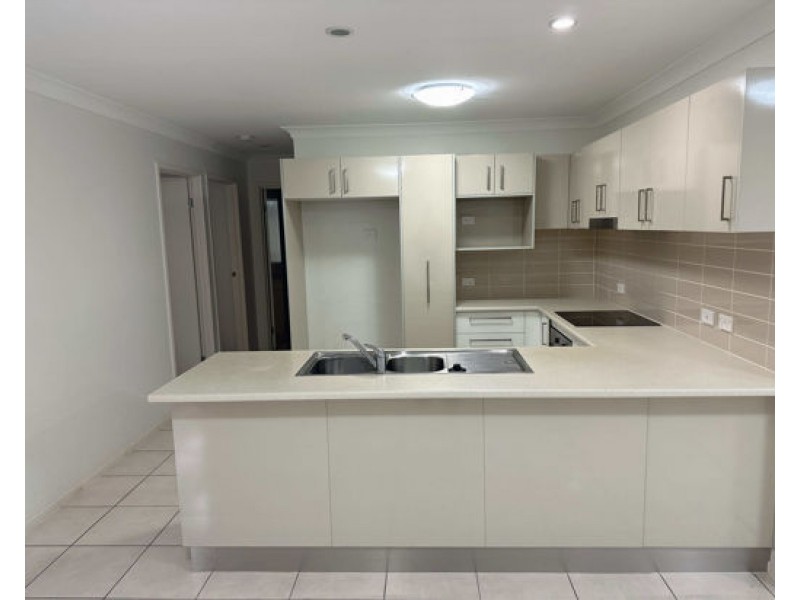 38/238 Young Road, Narangba QLD 4504