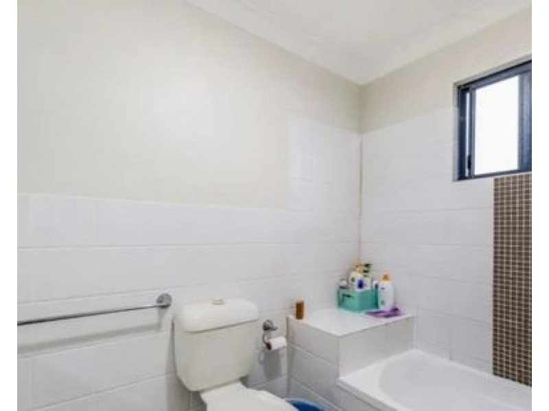 3/34 Warren Street, St Lucia QLD 4067