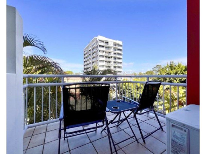 Unit 49/13-23 Bright Avenue, Labrador QLD 4215