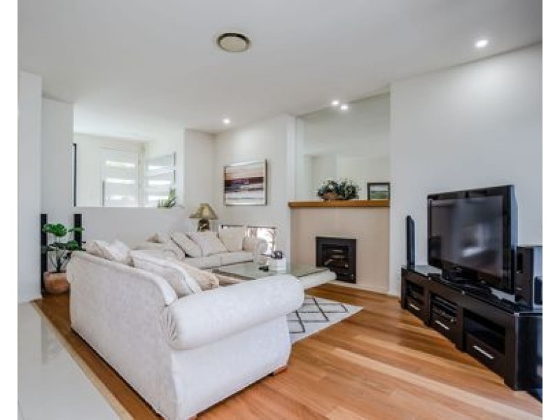 6065 LUGANO DRIVE, Hope Island QLD 4212