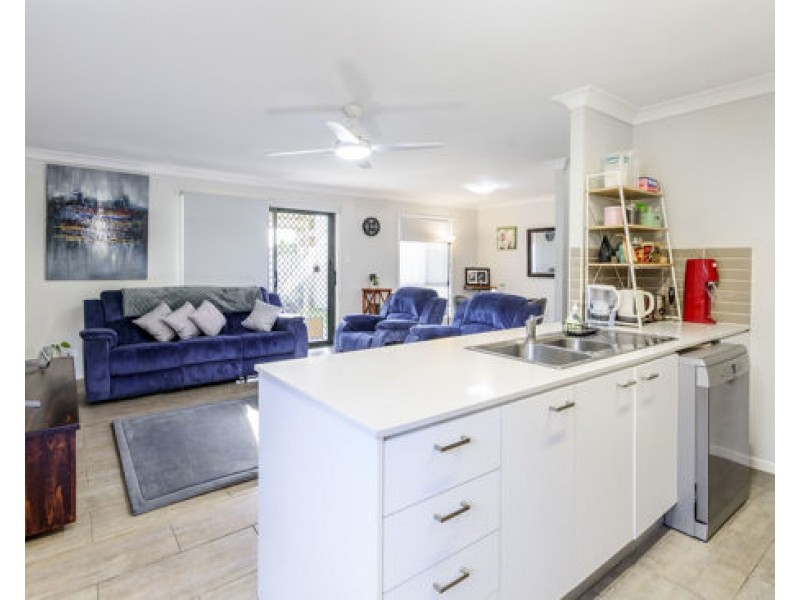 14A Nelson Crt, Morayfield QLD 4506