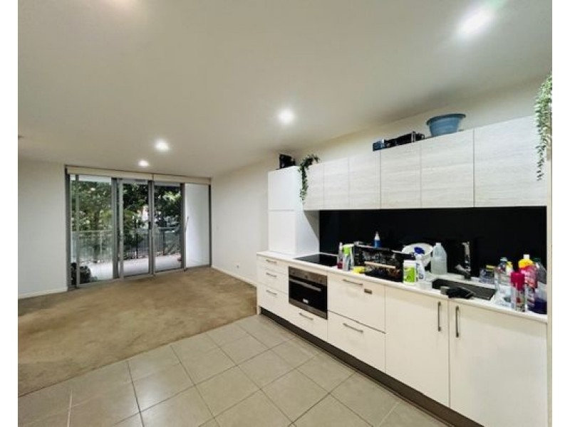 1321/6-8 Waterford Court bunda 8 Waterford Court, Bundall QLD 4217