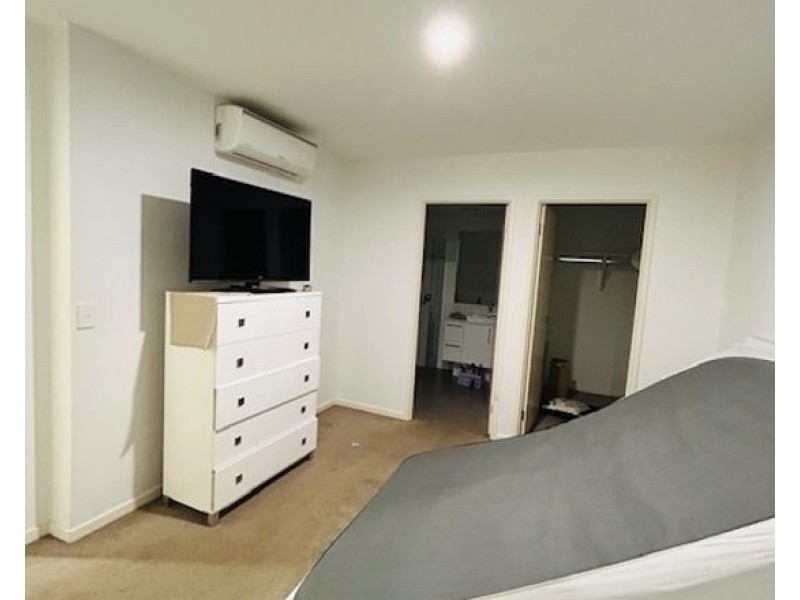 1321/6-8 Waterford Court bunda 8 Waterford Court, Bundall QLD 4217