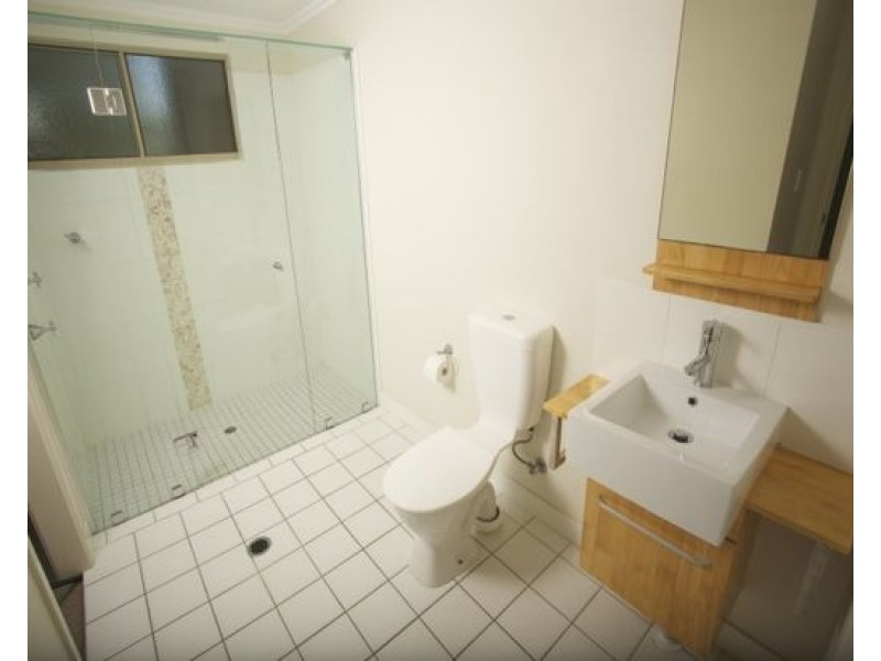 24 22-26 Clifton Road, Clifton Beach QLD 4879