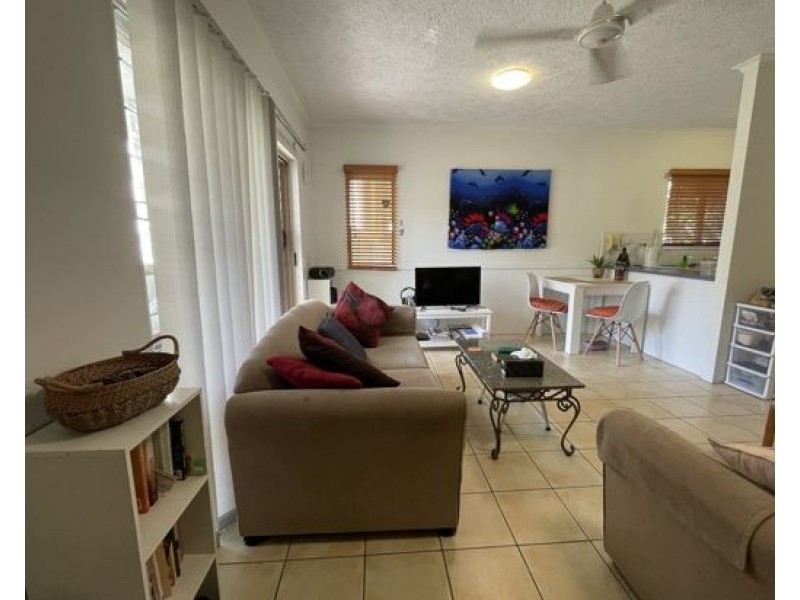 37/129-135 Oleander Street, Holloways Beach QLD 4878