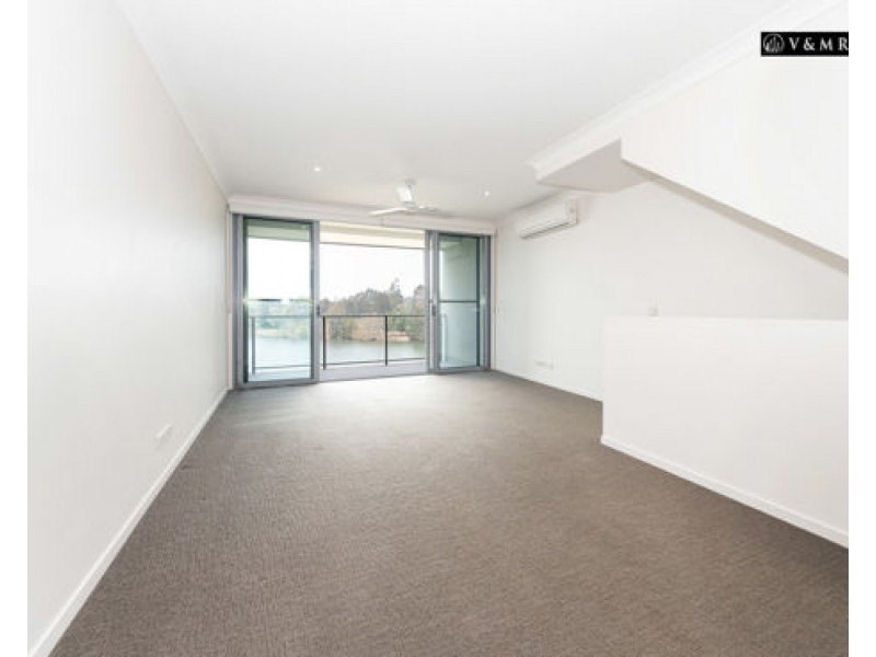 54/5074 Emerald Island Drive, Carrara QLD 4211