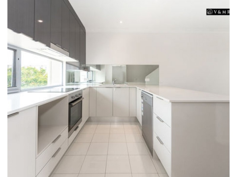 54/5074 Emerald Island Drive, Carrara QLD 4211