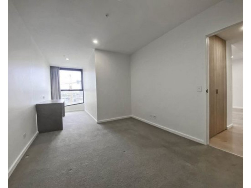 701/17 Deshon Street, Woolloongabba QLD 4102