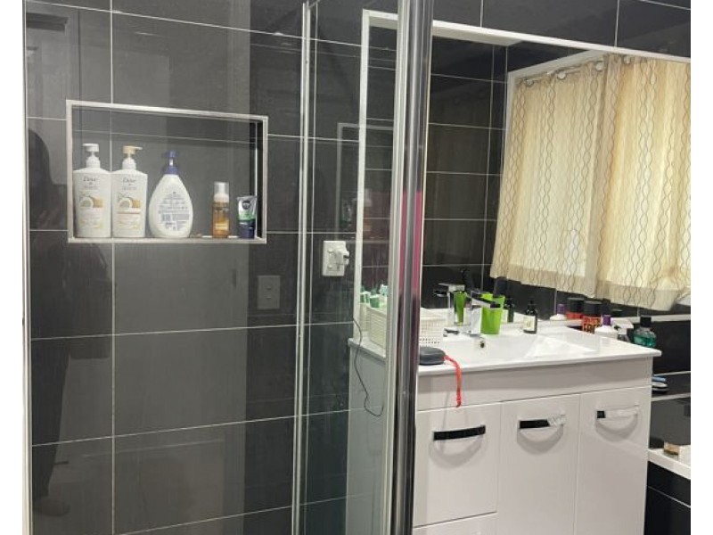 21 Heath St, Forest Lake QLD 4078