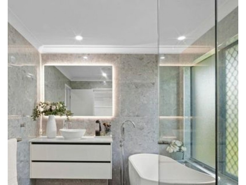 21 BOWERS ST, Eight Mile Plains QLD 4113