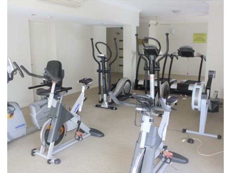 5 22-26 Clifton Road, Clifton Beach QLD 4879