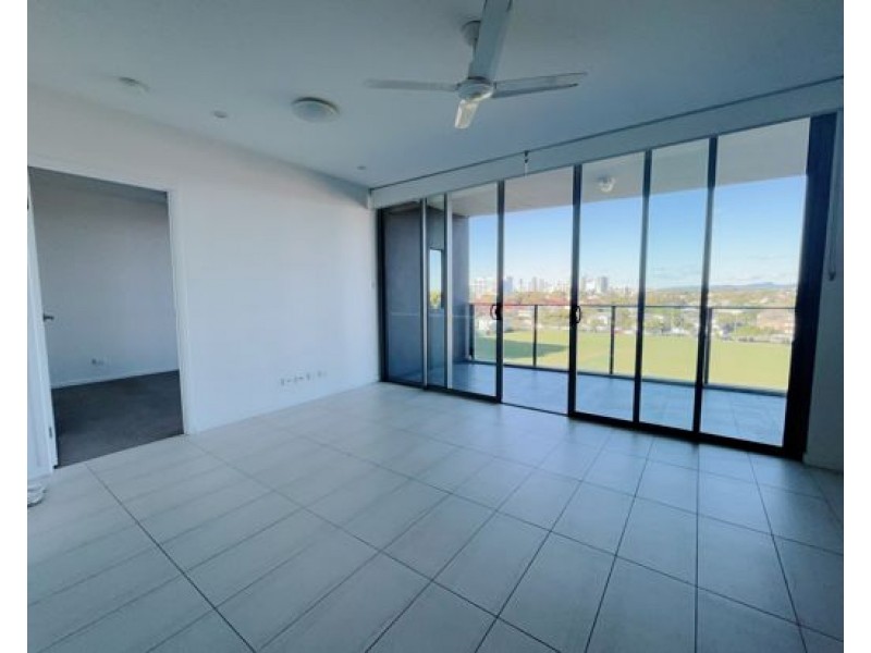 601/17 Bath Street, Labrador QLD 4215