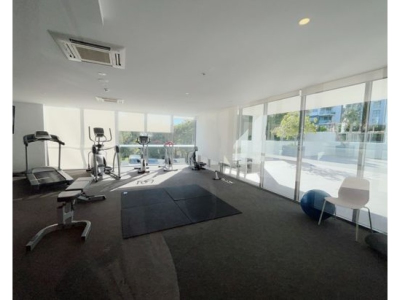 601/17 Bath Street, Labrador QLD 4215