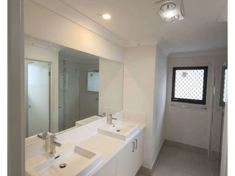 32 Pearl St, Pallara QLD 4110