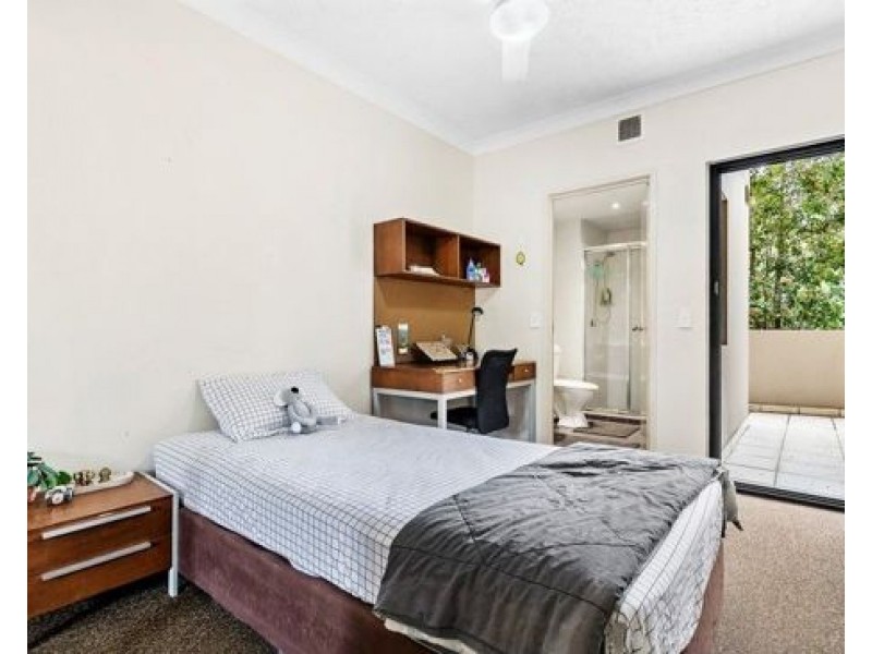8/1848 Logan Road, Upper Mount Gravatt QLD 4122