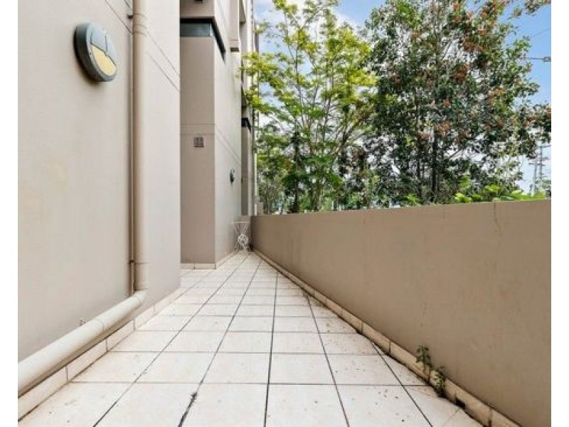 8/1848 Logan Road, Upper Mount Gravatt QLD 4122