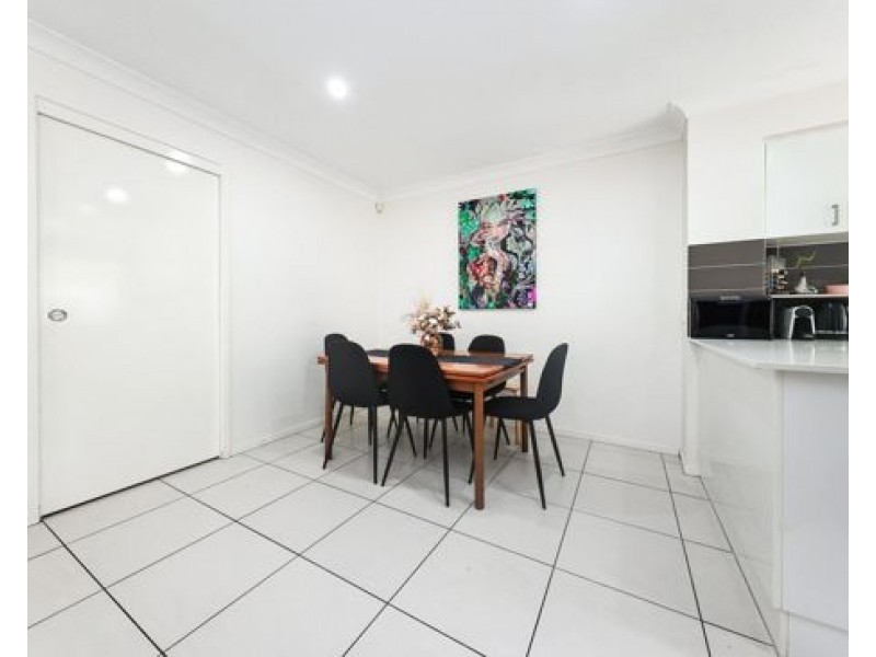 30 20 Kianawah Road South, Manly West QLD 4179