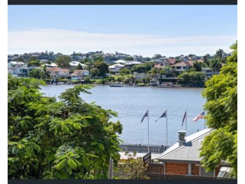 225/64 Macquarie Street, Teneriffe QLD 4005