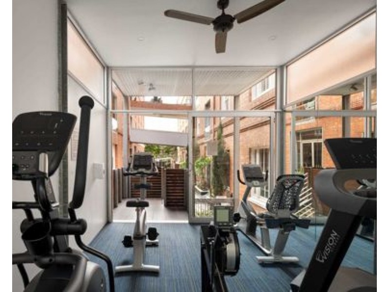 225/64 Macquarie Street, Teneriffe QLD 4005