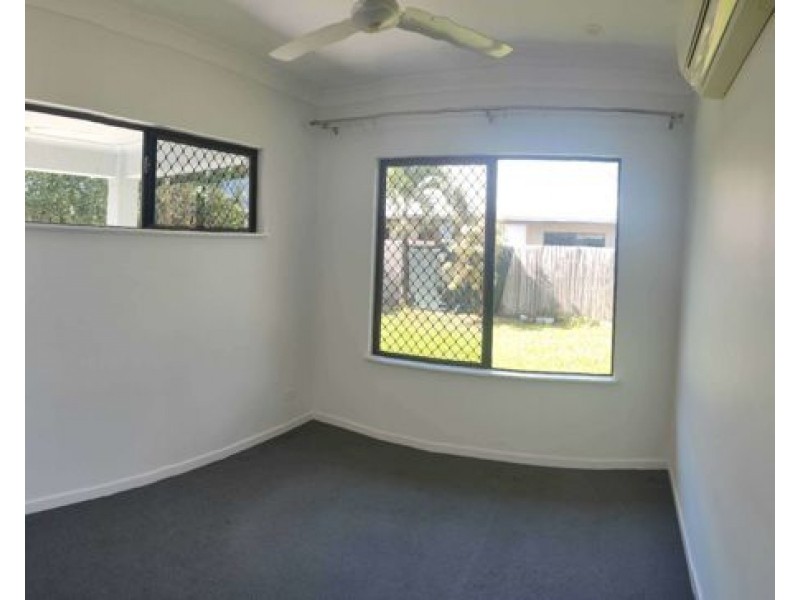 23 Singleton Close, Smithfield QLD 4878