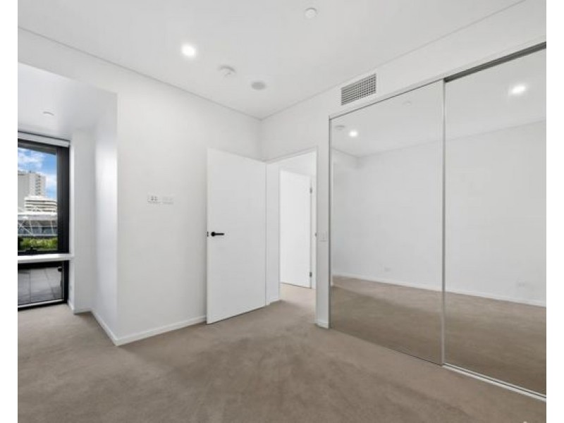 1203/62 Logan Road, Woolloongabba QLD 4102