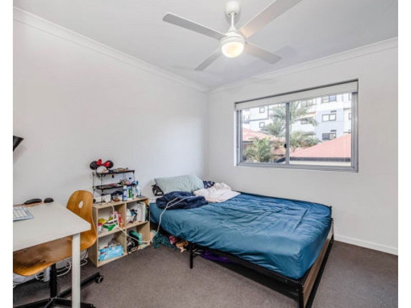 Unit 13 25-29 Regent street, Woolloongabba QLD 4102