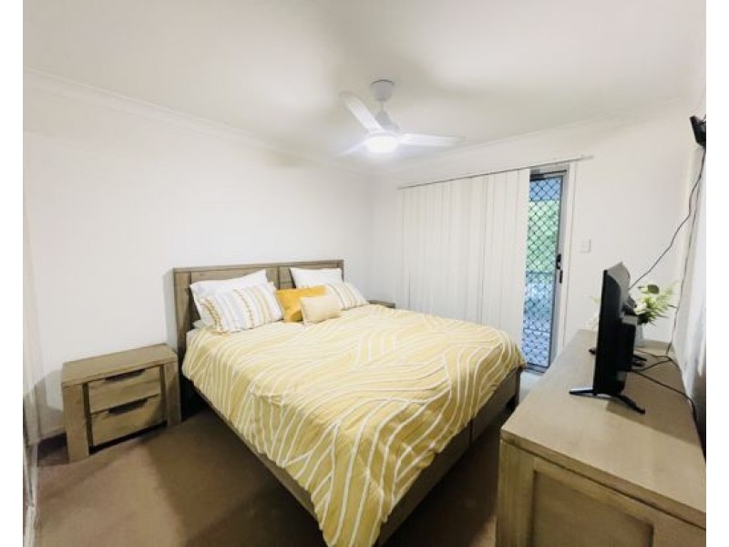 131 McAuley Parade, Pacific Pines QLD 4211