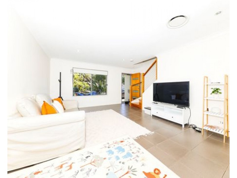 40 20 Kianawah Road South, Manly West QLD 4179