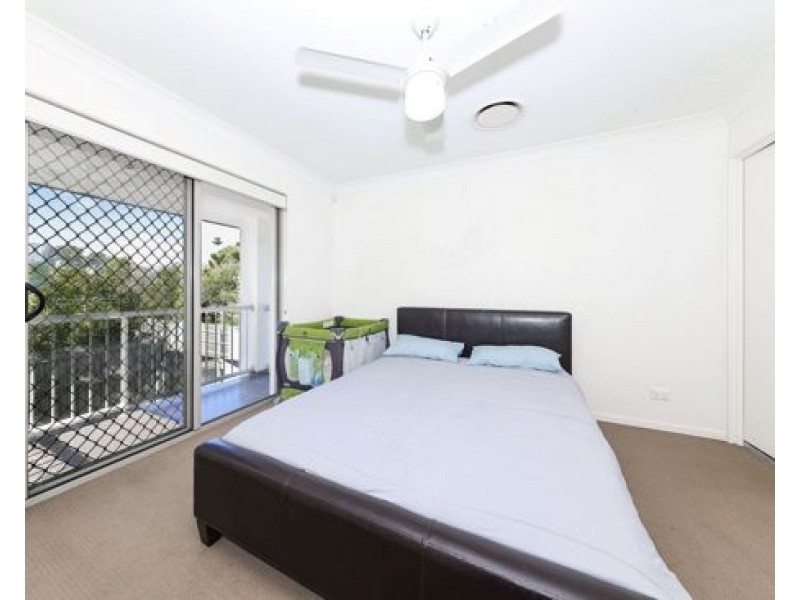 40 20 Kianawah Road South, Manly West QLD 4179