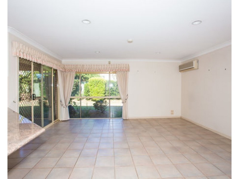 3 Castle Rock Street, Parkwood QLD 4214