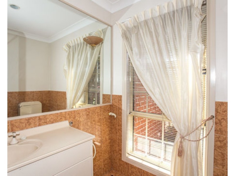 3 Castle Rock Street, Parkwood QLD 4214