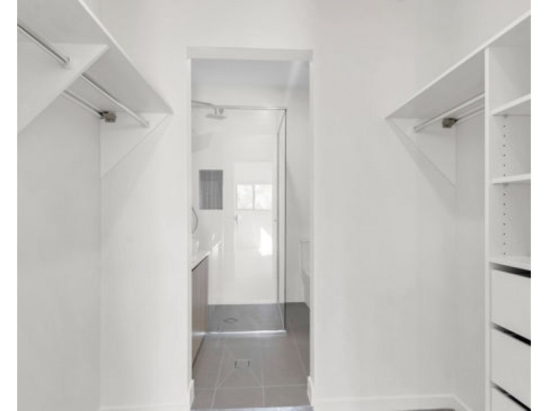 2/1 Lake Serenity Blvd, Helensvale QLD 4212