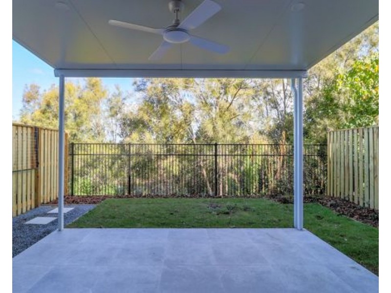 2/1 Lake Serenity Blvd, Helensvale QLD 4212