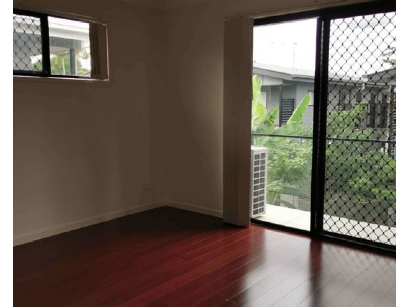 6/407 Warrigal Road, Eight Mile Plains QLD 4113