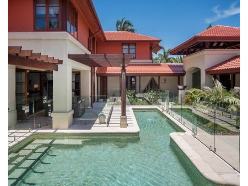 1151 ROSEBANK WAY WEST, Hope Island QLD 4212